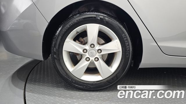 Hyundai AVANTE 2014 — photo 5