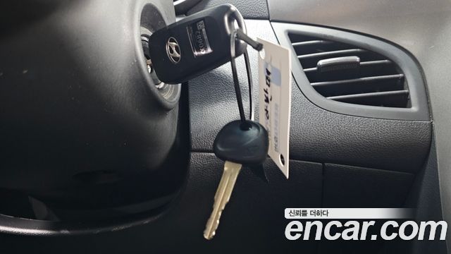 Hyundai AVANTE 2014 — photo 19