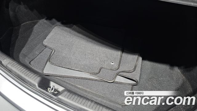 Hyundai AVANTE 2014 — photo 26