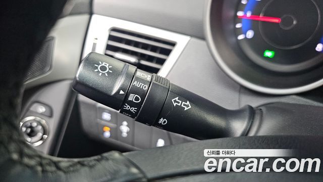 Hyundai AVANTE 2014 — photo 28