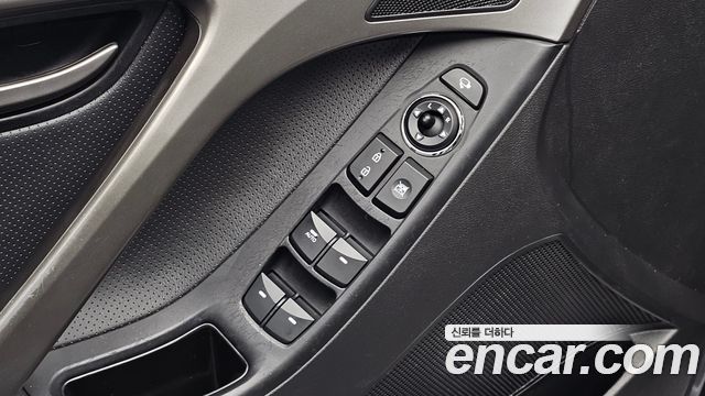 Hyundai AVANTE 2014 — photo 29