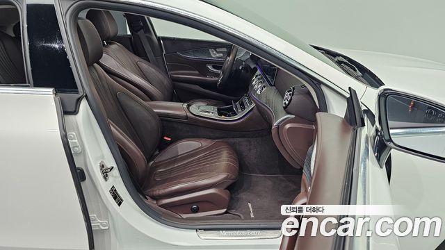 Mercedes-Benz CLS-Class 2021 — photo 13