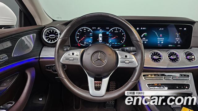 Mercedes-Benz CLS-Class 2021 — photo 19