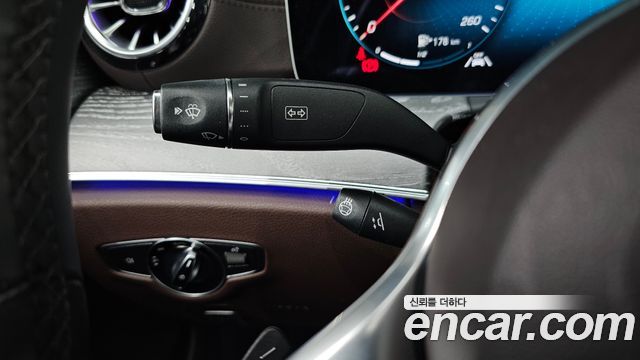 Mercedes-Benz CLS-Class 2021 — photo 24