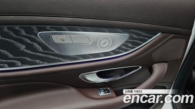 Mercedes-Benz CLS-Class 2021 — photo 25