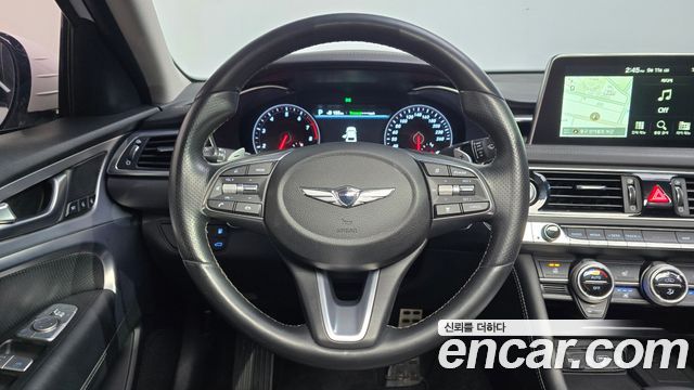 Genesis G70 2018 — photo 19