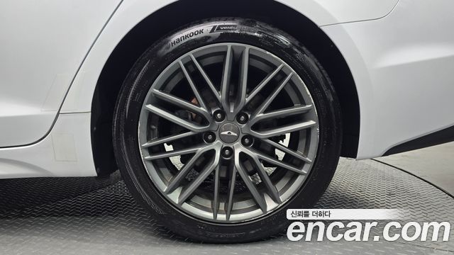 Genesis G70 2018 — photo 7