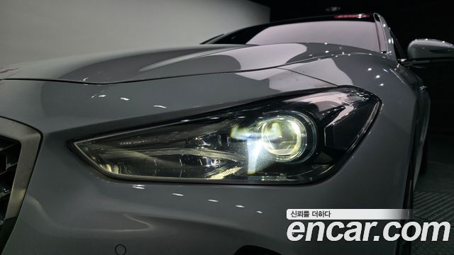 Genesis G70 2018 — photo 8