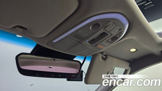 Genesis G70 2018 — photo 31