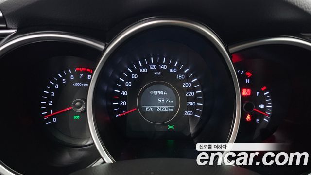 Kia K5 2015 — photo 8