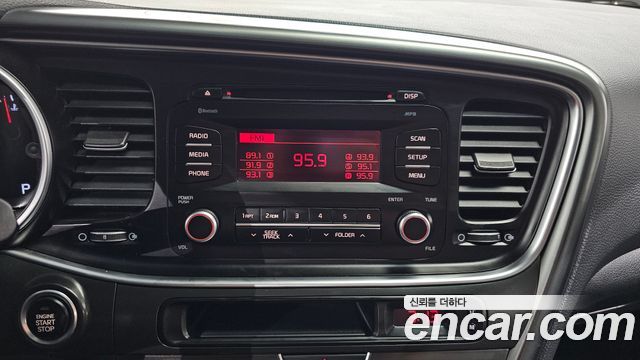 Kia K5 2015 — photo 14