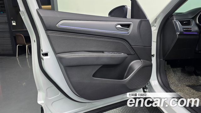 Renault Korea XM3 2023 — photo 14
