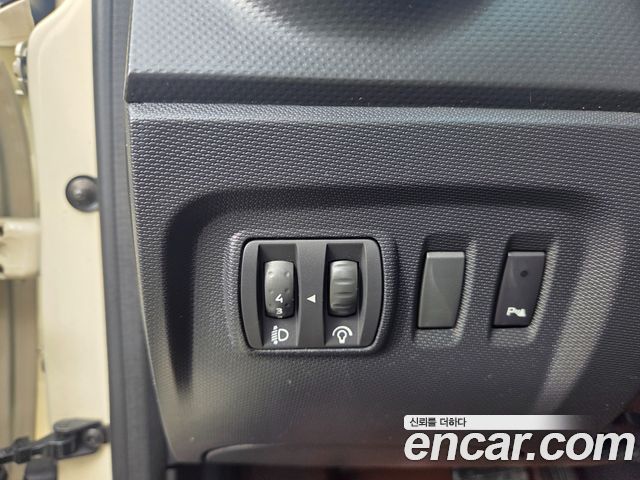 Renault Korea QM3 2015 — photo 16