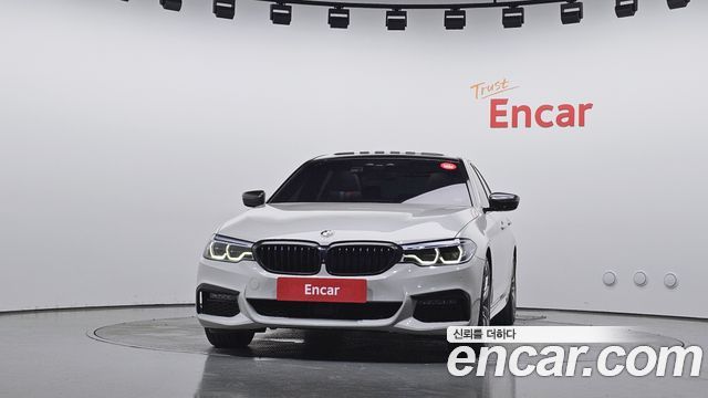 BMW 5-Series 2019 — photo 3