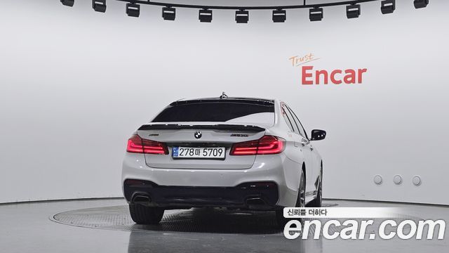 BMW 5-Series 2019 — photo 4