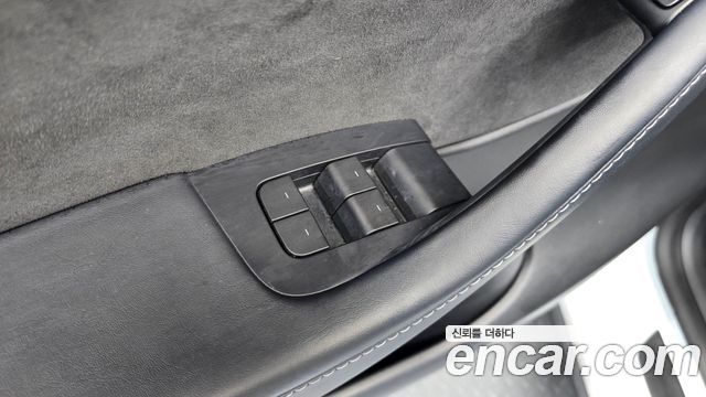 Tesla Model Y 2022 — photo 25