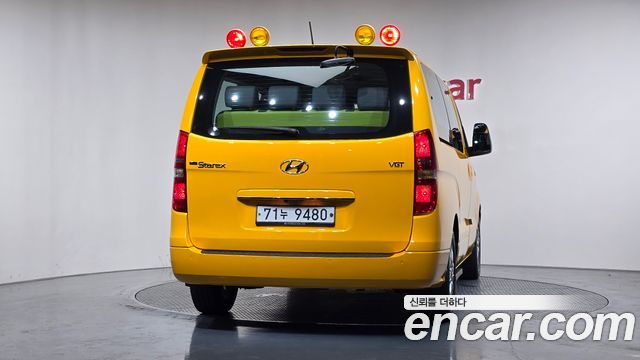 Hyundai Starex 2019 — photo 4