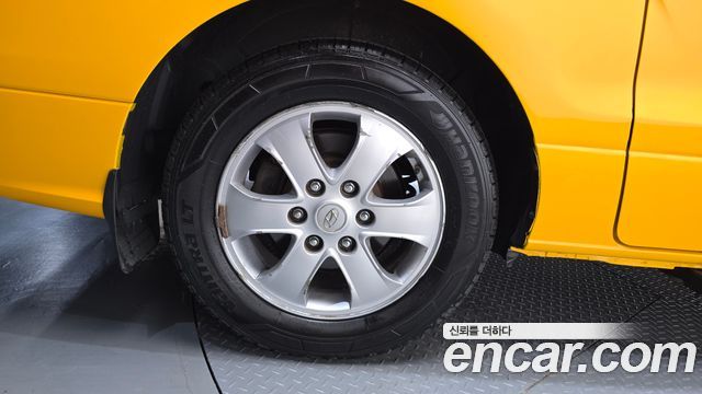 Hyundai Starex 2019 — photo 5