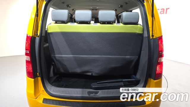 Hyundai Starex 2019 — photo 22