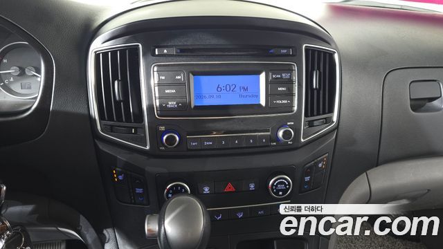 Hyundai Starex 2019 — photo 23