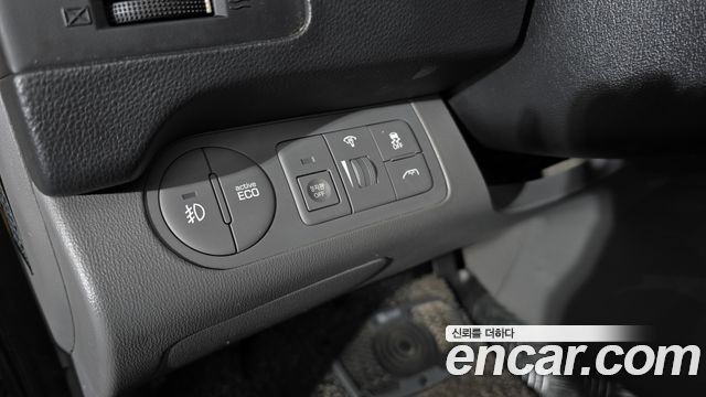 Hyundai Starex 2019 — photo 26