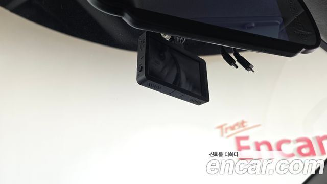 Hyundai Starex 2019 — photo 28