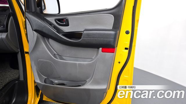 Hyundai Starex 2019 — photo 30