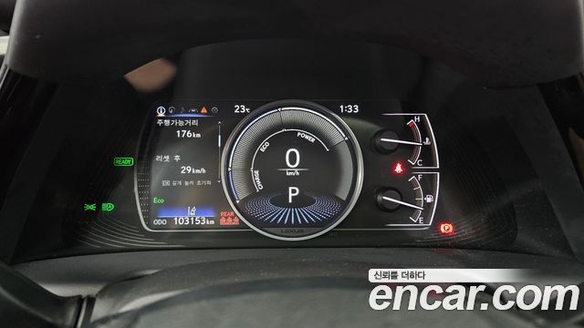 Lexus ES 2022 — photo 8