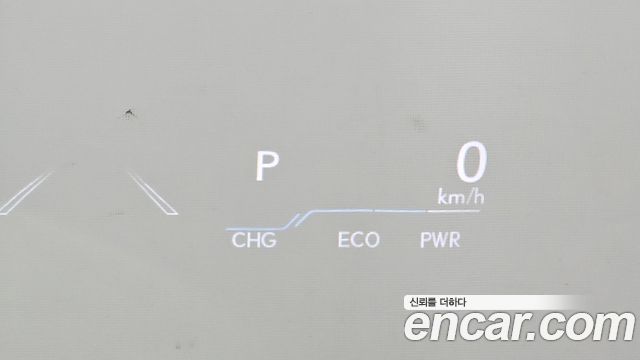Lexus ES 2022 — photo 17