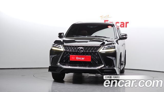 Lexus LX 2019 — photo 3