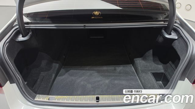 BMW 7-Series 2022 — photo 19