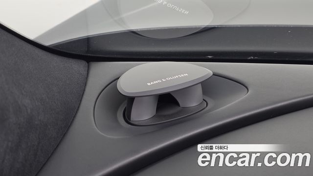 Genesis G90 2022 — photo 23