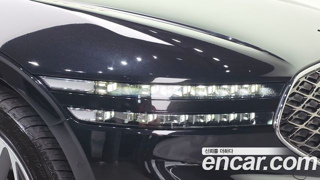 Genesis G90 2022 — photo 8