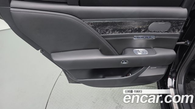 Genesis G90 2022 — photo 15