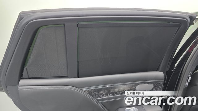Genesis G90 2022 — photo 32