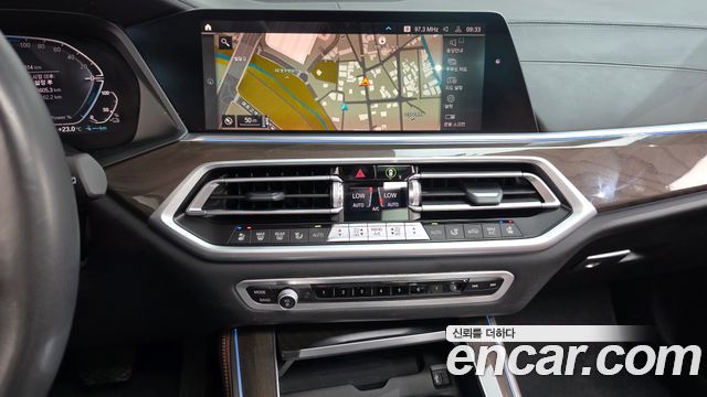 BMW X5 2023 — photo 14