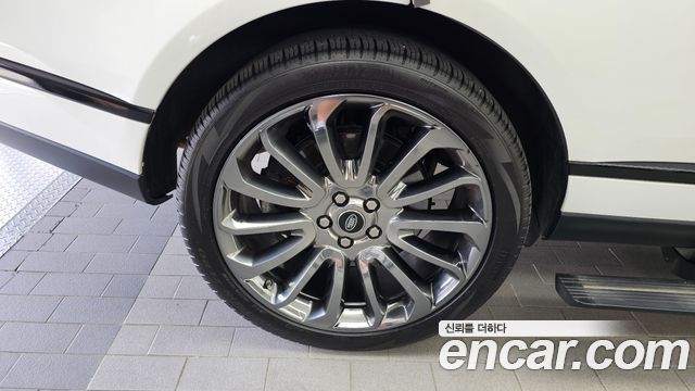 Land Rover Range Rover 2017 — photo 5