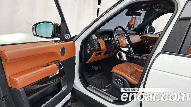 Land Rover Range Rover 2017 — photo 10