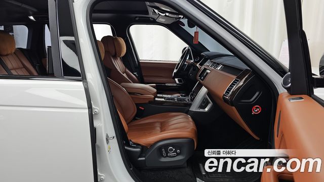 Land Rover Range Rover 2017 — photo 11