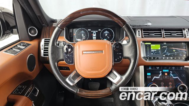 Land Rover Range Rover 2017 — photo 13