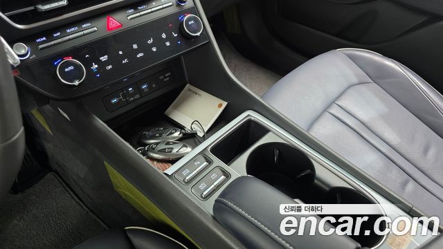 Hyundai Sonata 2024 — photo 17