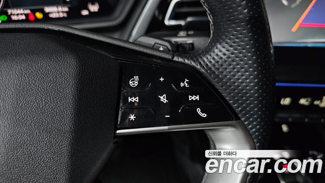 Audi Q4 e-tron 2022 — photo 34