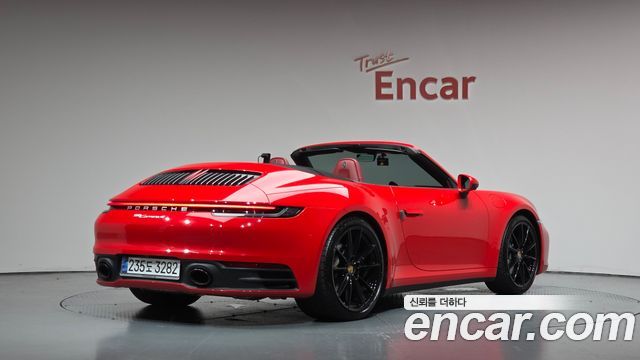 Porsche 911 2024 — photo 2