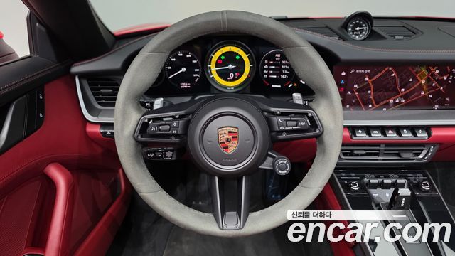 Porsche 911 2024 — photo 19