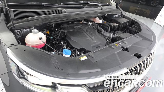 Kia Canival 2023 — photo 6