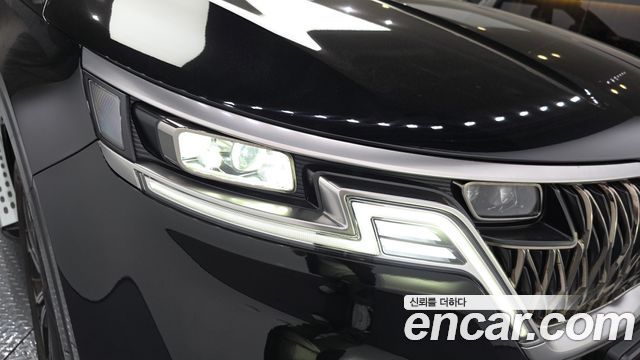 Kia Canival 2023 — photo 8