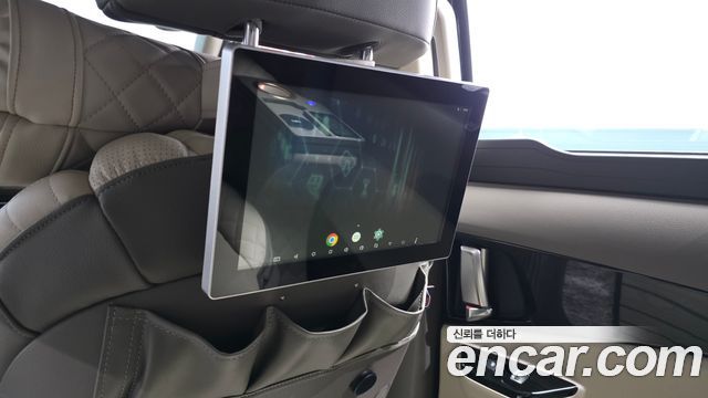 Kia Canival 2023 — photo 31