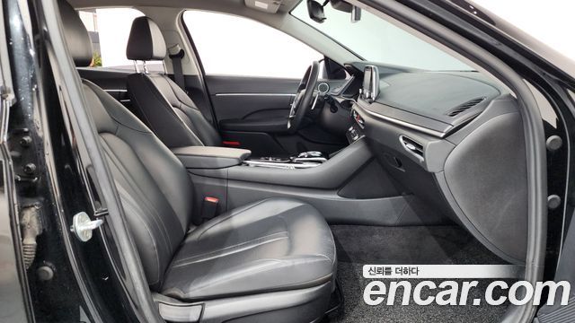 Hyundai Sonata 2020 — photo 11