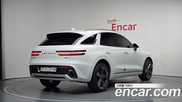 Genesis GV70 2022 — photo 2