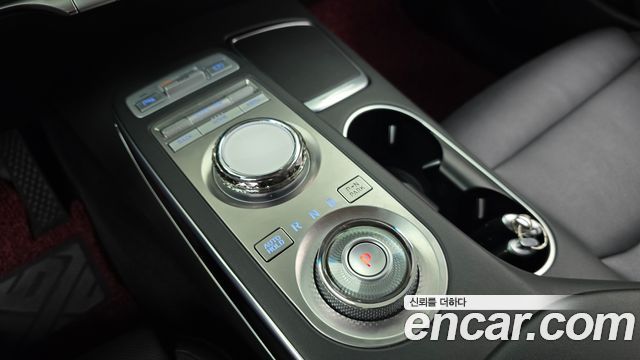 Genesis GV70 2022 — photo 9